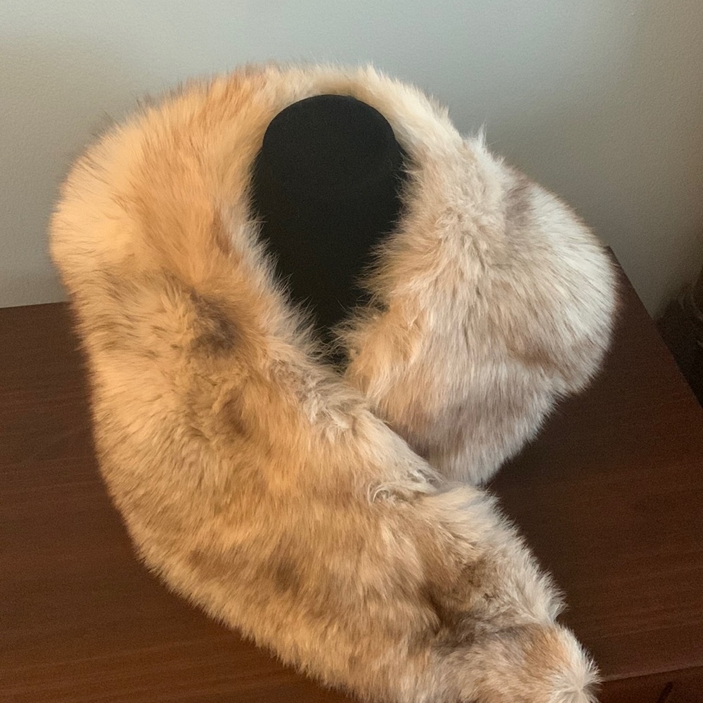 Vintage green satin lined fur stole